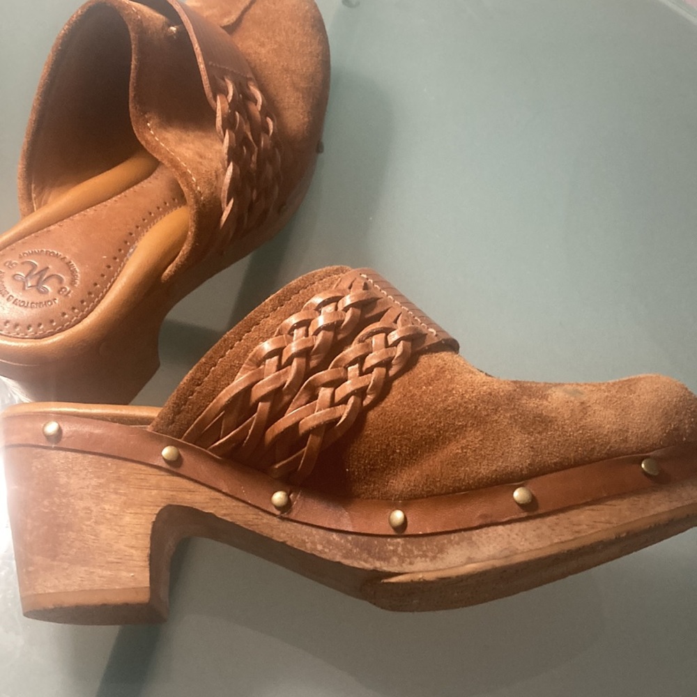 Johnston & Murphy braided Suede Clog size 8